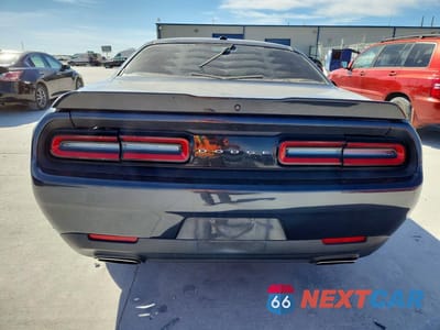 Zdjęcie 6 z 12 samochodu: 2019 DODGE CHALLENGER SXT VIN:2C3CDZAG6KH694262 - miniatura