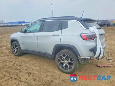 Drugie zdjęcie samochodu z przodu: 2024 JEEP COMPASS LATITUDE LUX VIN:3C4NJDCN0RT114209 - miniatura
