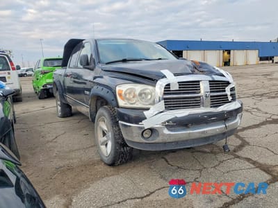 Czwarte zdjęcie samochodu z boku: 2008 DODGE RAM 1500 ST VIN:1D7HU18N98S517946 - miniatura