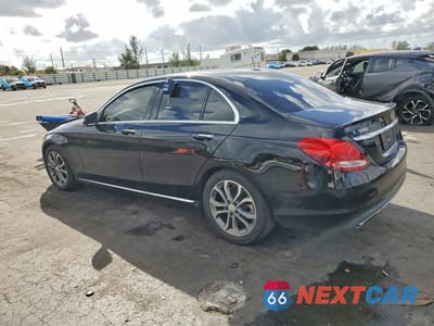 Drugie zdjęcie samochodu z przodu: 2017 MERCEDES-BENZ C 300 VIN:55SWF4JB6HU203826 - miniatura