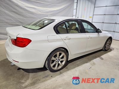 Trzecie zdjęcie samochodu z tyłu: 2014 BMW 335 XI VIN:WBA3B9G53ENR90291 - miniatura
