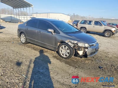 Czwarte zdjęcie samochodu z boku: 2006 HONDA CIVIC LX VIN:1HGFA16506L117747 - miniatura