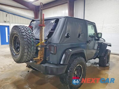 Trzecie zdjęcie samochodu z tyłu: 2007 JEEP WRANGLER X VIN:1J4FA241X7L136905 - miniatura