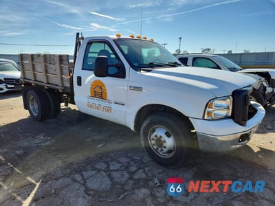 Czwarte zdjęcie samochodu z boku: 2007 FORD F350 SUPER DUTY VIN:1FDWF36P97EA60964 - miniatura