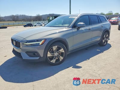 2025 VOLVO V60 YV4L12WK6S2146616 - główne zdjęcie licytacji z USA - miniatura
