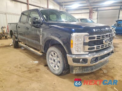 Czwarte zdjęcie samochodu z boku: 2023 FORD F250 SUPER DUTY VIN:1FT7W2BN5PEC55113 - miniatura