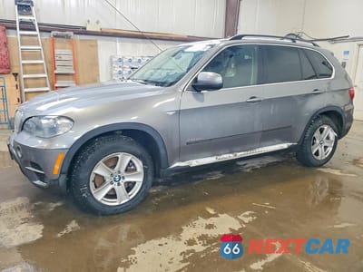 2011 BMW X5 XDRIVE50I 5UXZV8C56BL420411 - główne zdjęcie licytacji z USA - miniatura