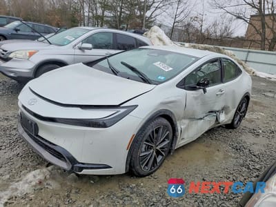 2025 TOYOTA PRIUS XLE JTDADABU7S3030709 - główne zdjęcie licytacji z USA - miniatura