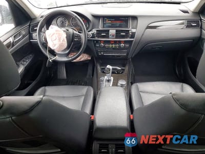Zdjęcie 8 z 13 samochodu: 2017 BMW X3 SDRIVE28I VIN:5UXWZ7C3XH0V91737 - miniatura
