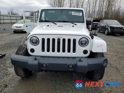 Piąte zdjęcie samochodu w środku: 2013 JEEP WRANGLER UNLIMITED SAHARA VIN:1C4BJWEG8DL695038 - miniatura