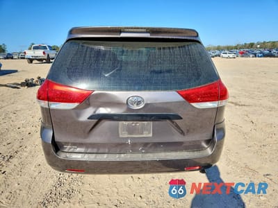 Zdjęcie 6 z 14 samochodu: 2011 TOYOTA SIENNA BASE 7-PASSENGER VIN:5TDKA3DCXBS001202 - miniatura