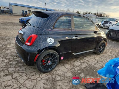 Trzecie zdjęcie samochodu z tyłu: 2015 FIAT 500 ABARTH VIN:3C3CFFFH1FT512880 - miniatura