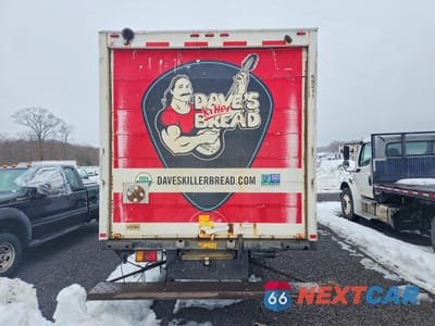 Zdjęcie 6 z 13 samochodu: 2015 ISUZU NPR HD DELIVERY TRUCK VIN:54DC4W1B1FS808211 - miniatura