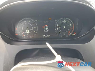 Zdjęcie 9 z 13 samochodu: 2019 JAGUAR E-PACE SE VIN:SADFP2FX6K1Z63993 - miniatura