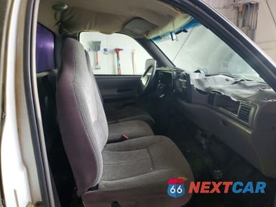 Zdjęcie 10 z 13 samochodu: 1996 DODGE RAM 1500 VIN:1B7HC16X8TS702869 - miniatura