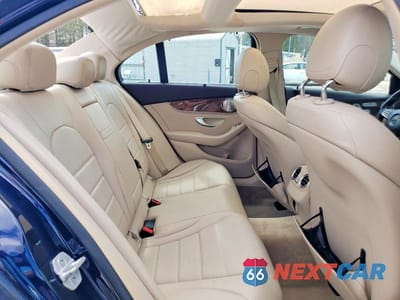 Zdjęcie 10 z 11 samochodu: 2015 MERCEDES-BENZ C 300 4MATIC VIN:55SWF4KB2FU015901 - miniatura