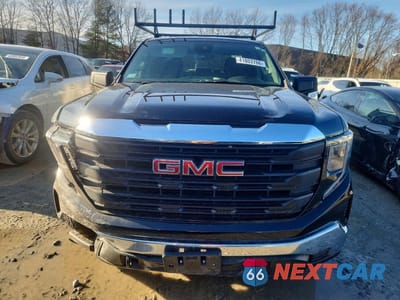 Piąte zdjęcie samochodu w środku: 2023 GMC SIERRA K1500 VIN:1GTRUAED3PZ148341 - miniatura