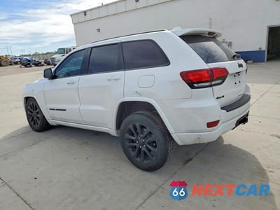 Drugie zdjęcie samochodu z przodu: 2019 JEEP GRAND CHEROKEE LAREDO VIN:1C4RJFAG8KC618736 - miniatura
