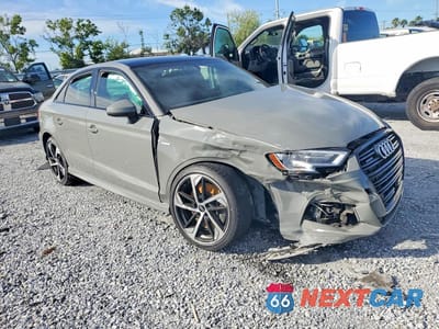 Czwarte zdjęcie samochodu z boku: 2020 AUDI A3 S-LINE PREMIUM VIN:WAUBEGFF6LA018092 - miniatura