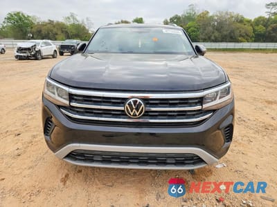 Piąte zdjęcie samochodu w środku: 2020 VOLKSWAGEN ATLAS CROSS SPORT S VIN:1V2AC2CA4LC210419 - miniatura