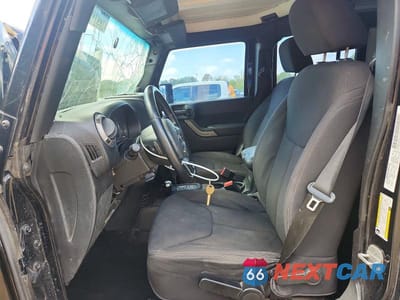 Zdjęcie 7 z 13 samochodu: 2013 JEEP WRANGLER UNLIMITED SPORT VIN:1C4BJWDG9DL545196 - miniatura