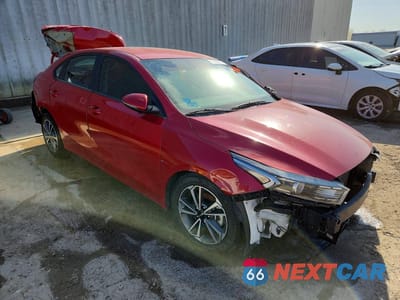 Czwarte zdjęcie samochodu z boku: 2023 KIA FORTE LXS VIN:3KPF24AD1PE656593 - miniatura
