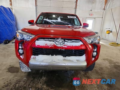 Piąte zdjęcie samochodu w środku: 2020 TOYOTA 4RUNNER TRD OFF-ROAD PREMIUM VIN:JTEBU5JR7L5779844 - miniatura
