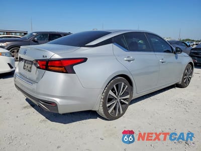 Trzecie zdjęcie samochodu z tyłu: 2022 NISSAN ALTIMA 2.5 SR VIN:1N4BL4CV1NN377676 - miniatura