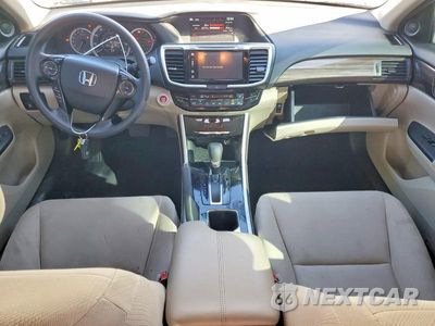 Zdjęcie 8 z 12 samochodu: 2016 HONDA ACCORD EX VIN:1HGCR2F71GA172062 - miniatura