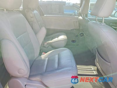 Zdjęcie 11 z 12 samochodu: 2017 TOYOTA SIENNA XLE 8-PASSENGER VIN:5TDYZ3DC2HS864068 - miniatura