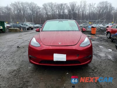 Piąte zdjęcie samochodu w środku: 2024 TESLA MODEL Y VIN:7SAYGDEF6RF046078 - miniatura