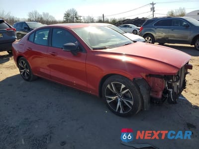 Czwarte zdjęcie samochodu z boku: 2024 VOLVO S60 CORE VIN:7JRL12FK2RG308341 - miniatura