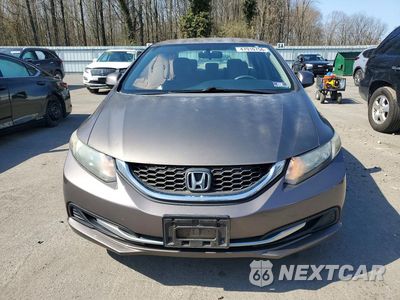 Piąte zdjęcie samochodu w środku: 2013 HONDA CIVIC LX VIN:2HGFB2F58DH574593 - miniatura