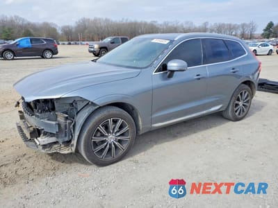 2018 VOLVO XC60 T5 INSCRIPTION YV4102RL1J1012826 - główne zdjęcie licytacji z USA - miniatura