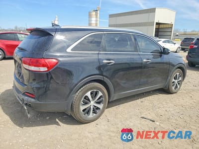 Trzecie zdjęcie samochodu z tyłu: 2016 KIA SORENTO EX V6 VIN:5XYPH4A56GG141619 - miniatura