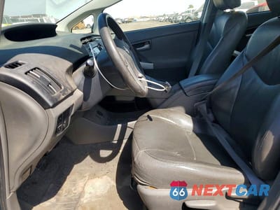 Zdjęcie 7 z 12 samochodu: 2010 TOYOTA PRIUS III VIN:JTDKN3DU2A5110299 - miniatura
