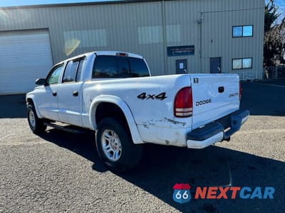 Trzecie zdjęcie samochodu z tyłu: 2003 DODGE DAKOTA QUAD SPORT VIN:1D7HG38N33S195607 - miniatura