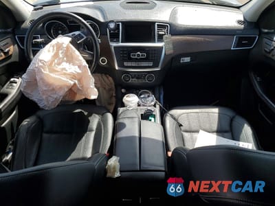 Zdjęcie 8 z 13 samochodu: 2015 MERCEDES-BENZ GL 450 4MATIC VIN:4JGDF6EE0FA575527 - miniatura