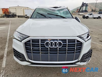 Piąte zdjęcie samochodu w środku: 2021 AUDI Q7 PREMIUM VIN:WA1AJAF78MD025880 - miniatura