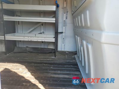 Zdjęcie 11 z 12 samochodu: 2020 CHEVROLET EXPRESS 2500 CARGO UTILITY / SERVICE VAN VIN:1GCWGAFG4L1242157 - miniatura