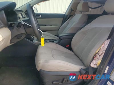 Zdjęcie 7 z 12 samochodu: 2016 KIA OPTIMA VIN:5XXGT4L31GG036467 - miniatura