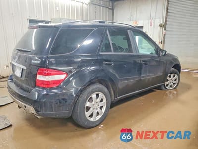 Trzecie zdjęcie samochodu z tyłu: 2006 MERCEDES-BENZ ML 350 VIN:4JGBB86E96A091997 - miniatura