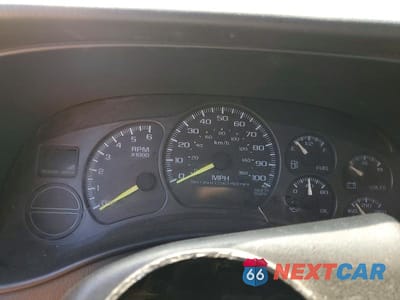 Zdjęcie 9 z 12 samochodu: 2001 CHEVROLET SILVERADO C1500 VIN:2GCEC19V811321663 - miniatura