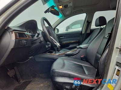 Zdjęcie 7 z 11 samochodu: 2010 BMW 328 XI SULEV VIN:WBAPK5C51AA648565 - miniatura