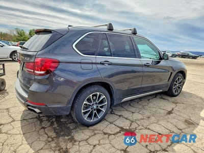 Trzecie zdjęcie samochodu z tyłu: 2018 BMW X5 XDRIVE35I VIN:5UXKR0C53J0Y02905 - miniatura