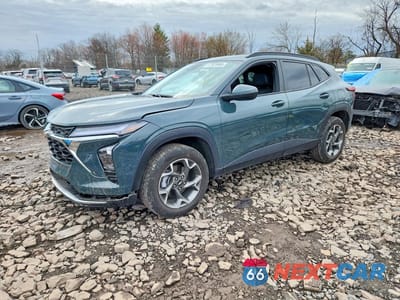 2025 CHEVROLET TRAX 1LT KL77LHEP3SC134333 - główne zdjęcie licytacji z USA - miniatura