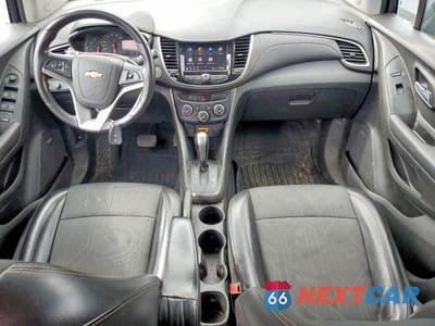 Zdjęcie 8 z 13 samochodu: 2020 CHEVROLET TRAX 1LT VIN:3GNCJPSB3LL232429 - miniatura