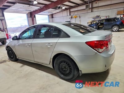 Drugie zdjęcie samochodu z przodu: 2015 CHEVROLET CRUZE LS VIN:1G1PA5SG4F7109234 - miniatura