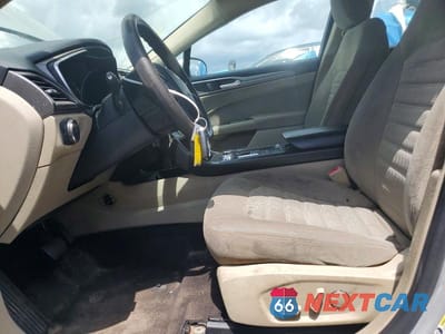 Zdjęcie 7 z 11 samochodu: 2019 FORD FUSION SE VIN:3FA6P0LU0KR225161 - miniatura