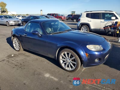 Czwarte zdjęcie samochodu z boku: 2008 MAZDA MX-5 MIATA VIN:JM1NC26F680156639 - miniatura
